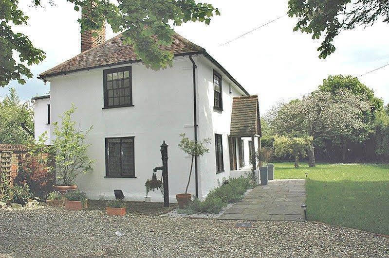 Bed and Breakfast The White House Takeley Exterior foto